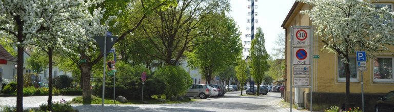 Header comp_Marktplatz_25_04_2018-(2)--1400x470.jpg